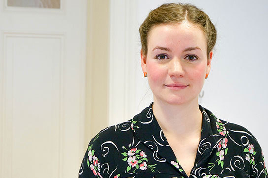 Portrait der Leiterin des Lernwerk Reinickendorf Hannah Cesarz